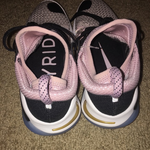 SOLD-✨NEW✨Women’s Nike Joyride Run Flyknit - Picture 3 of 4